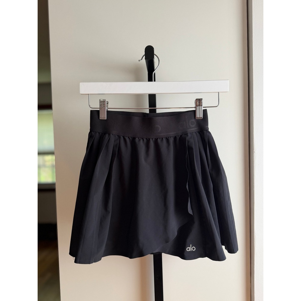 Alo Yoga Varsity Tennis Skirt – Size XXS – Black